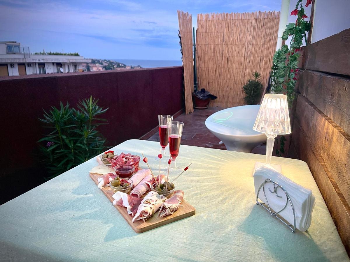 Le Suite Del Lungomare Catania Exterior photo